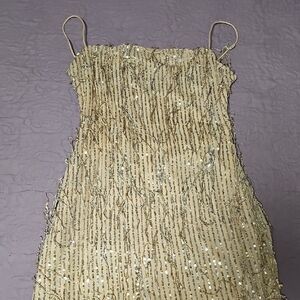 Elegant Gold Sequin Dress with Straps (Honey/Yorkdale)
